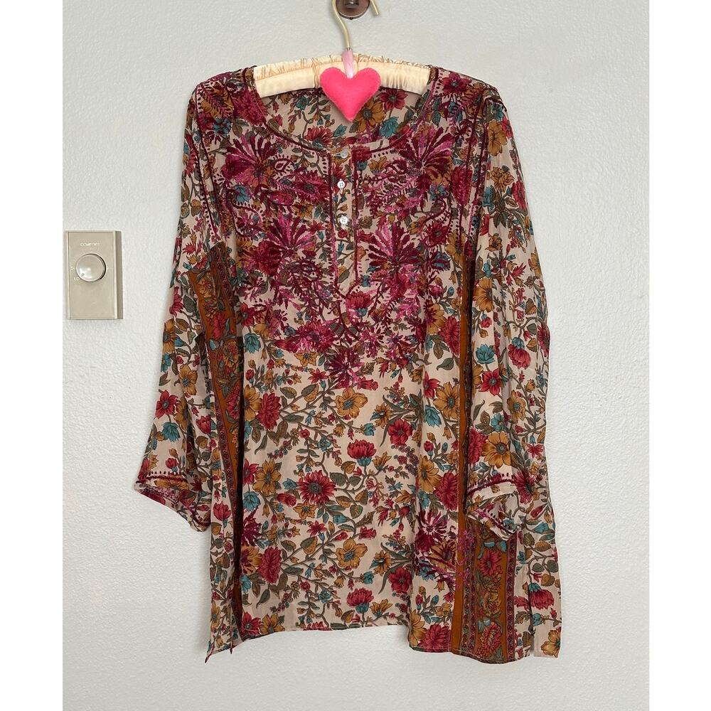 100% Silk XL Multicolor Printed Flowers Short Kurti with Embroidery on Neck